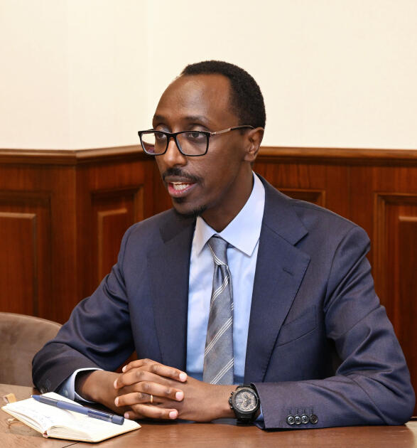 Prezident Administrasiyasının rəhbəri Samir Nuriyev COP32-nin Prezidenti ilə görüşüb