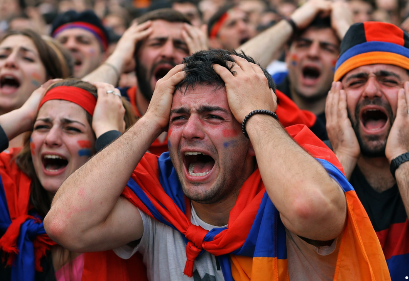 Армянские болельщики "отличились" в Алкмааре