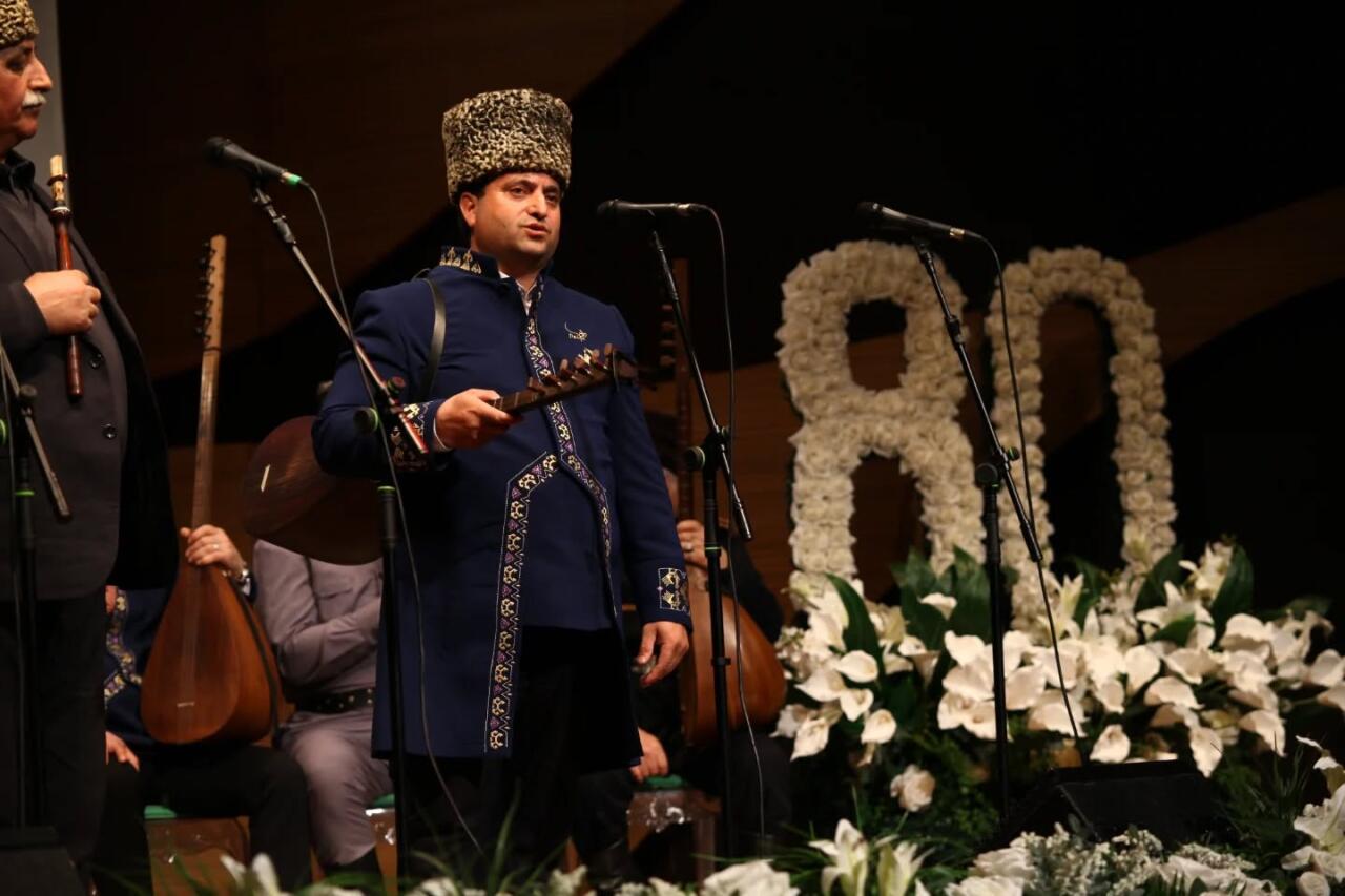 "Звук саза, дыхание слова": В память об Эльхане Мамедли