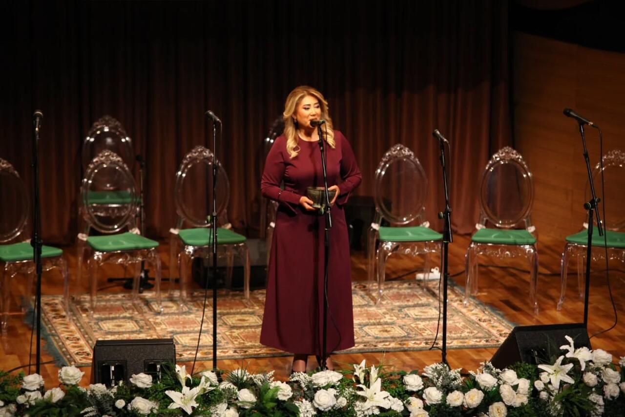 "Звук саза, дыхание слова": В память об Эльхане Мамедли