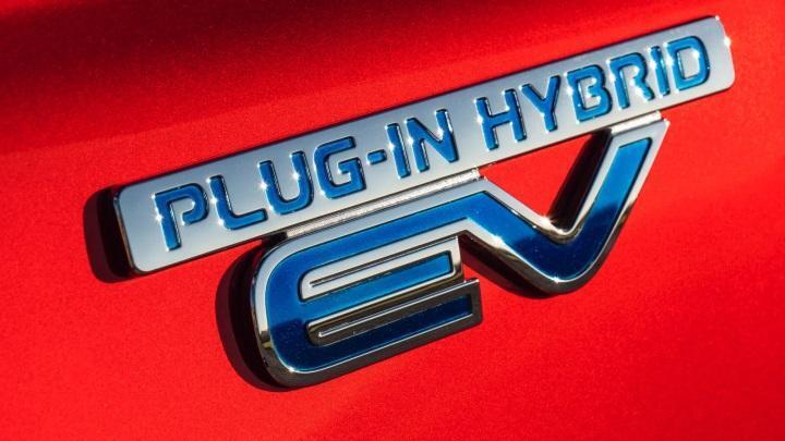 Hibrid avtomobillər rəsmi göstəricidən 300% çox yanacaq işlədirmiş