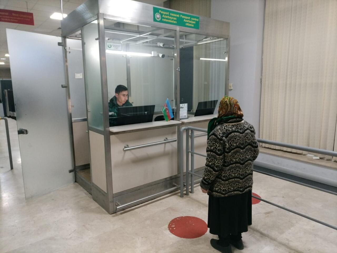 Продолжается эвакуация граждан Азербайджана из Ирана