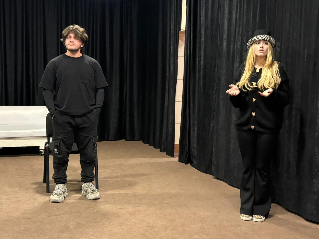 В Баку состоится премьера спектакля "Медведь"