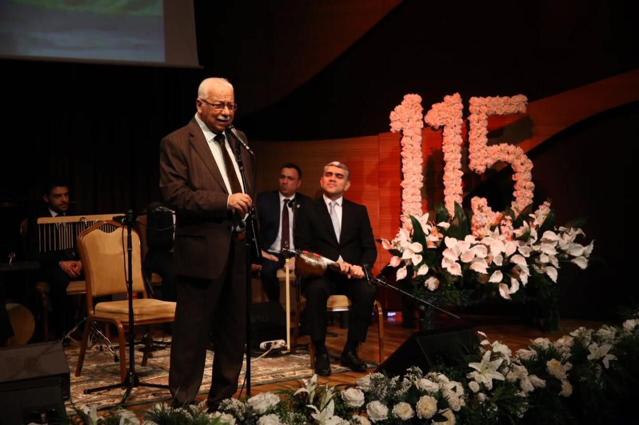 В Баку состоялся торжественный вечер к 115-летию тариста Бахрама Мансурова
