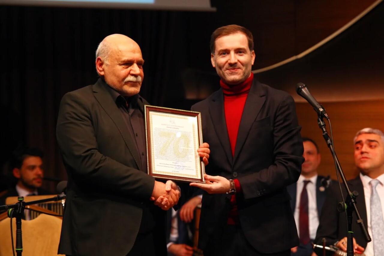 В Баку состоялся торжественный вечер к 115-летию тариста Бахрама Мансурова