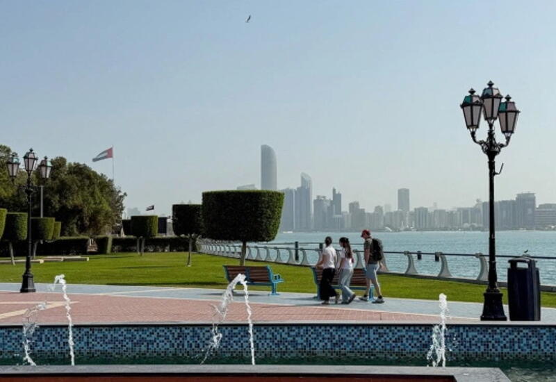 Власти ОАЭ оплатят номера туристам в Абу-Даби, у которых отменили рейсы