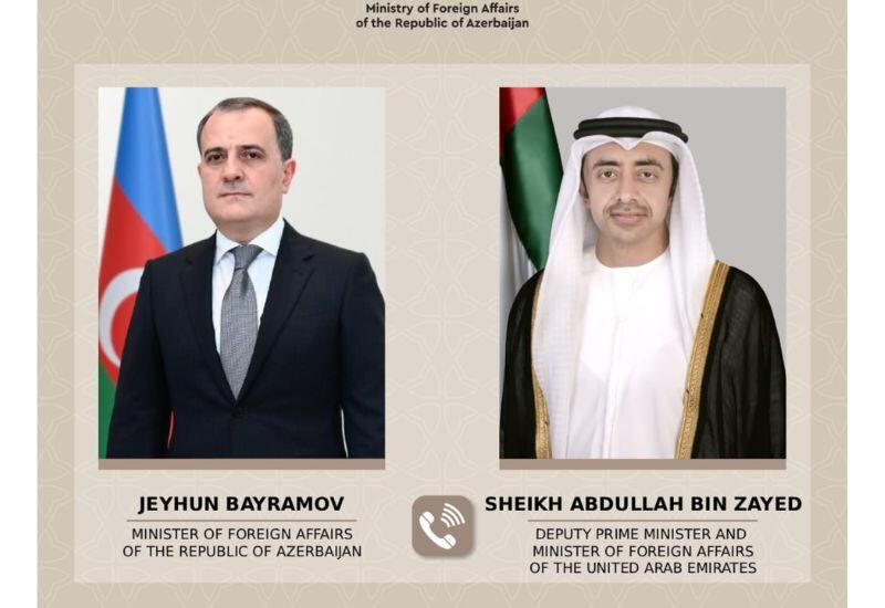 Главы МИД Азербайджана и ОАЭ обсудили ситуацию на Ближнем Востоке
