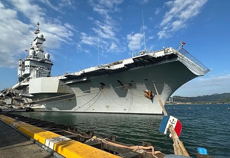 Французский авианосец направляется восточное Средиземноморье