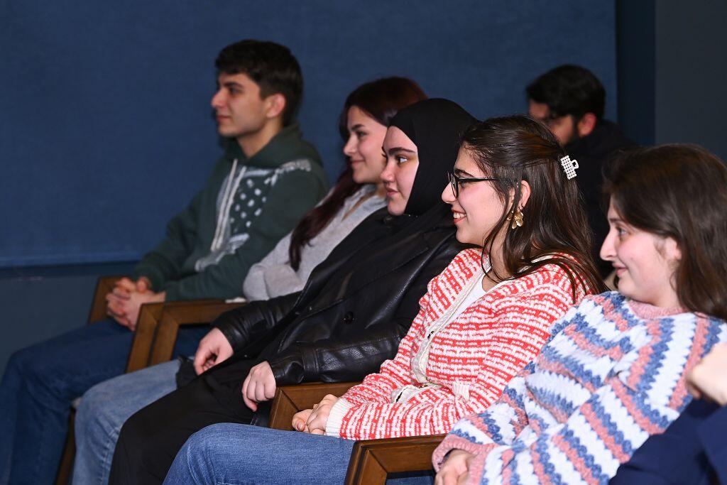 В Баку прошла творческая встреча с создателями сериала "Tilov"