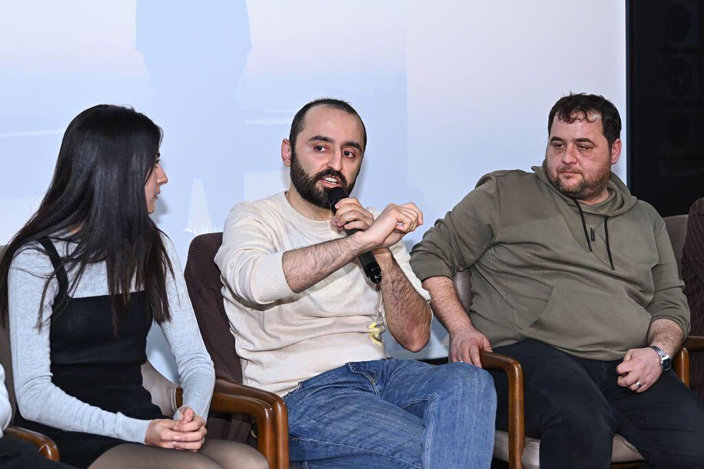В Баку прошла творческая встреча с создателями сериала "Tilov"