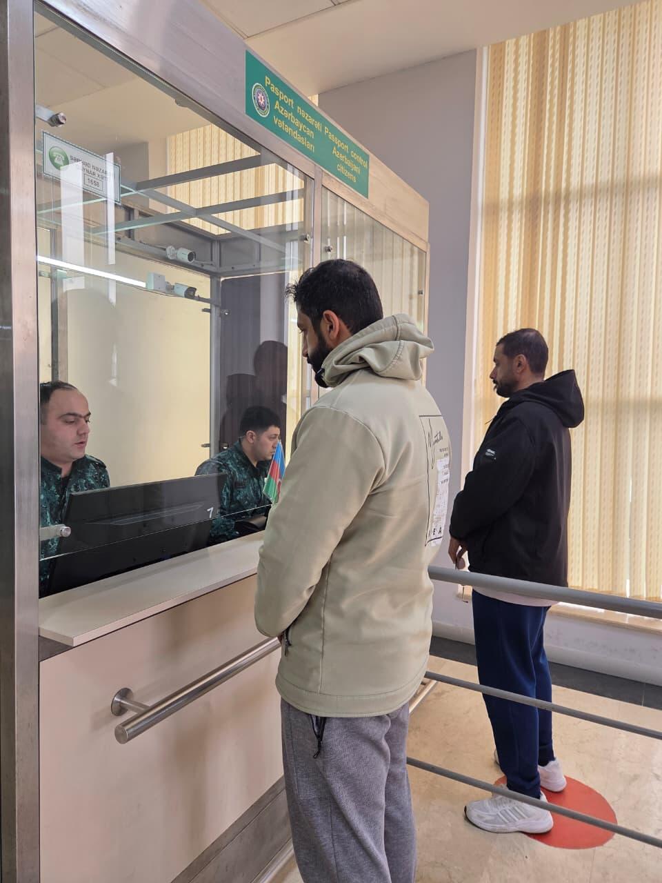 Около 200 человек эвакуированы из Ирана в Азербайджан