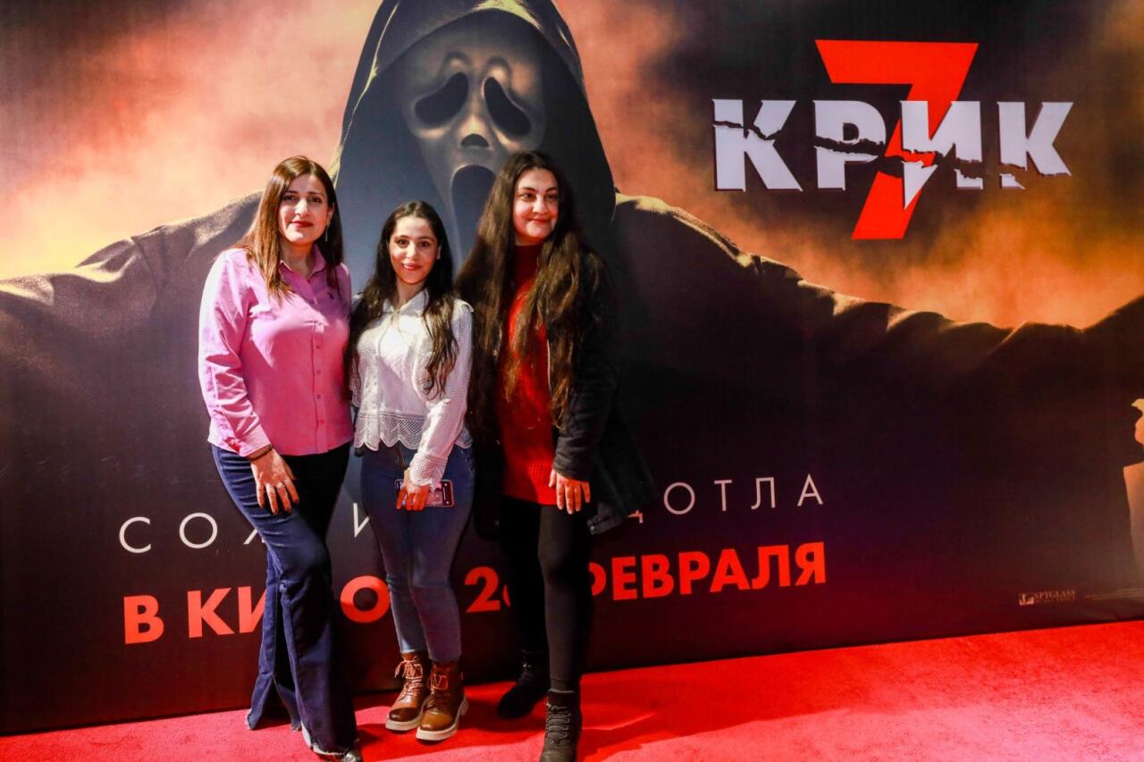 В Баку прошел предпремьерный показ долгожданного хоррора "Крик 7"