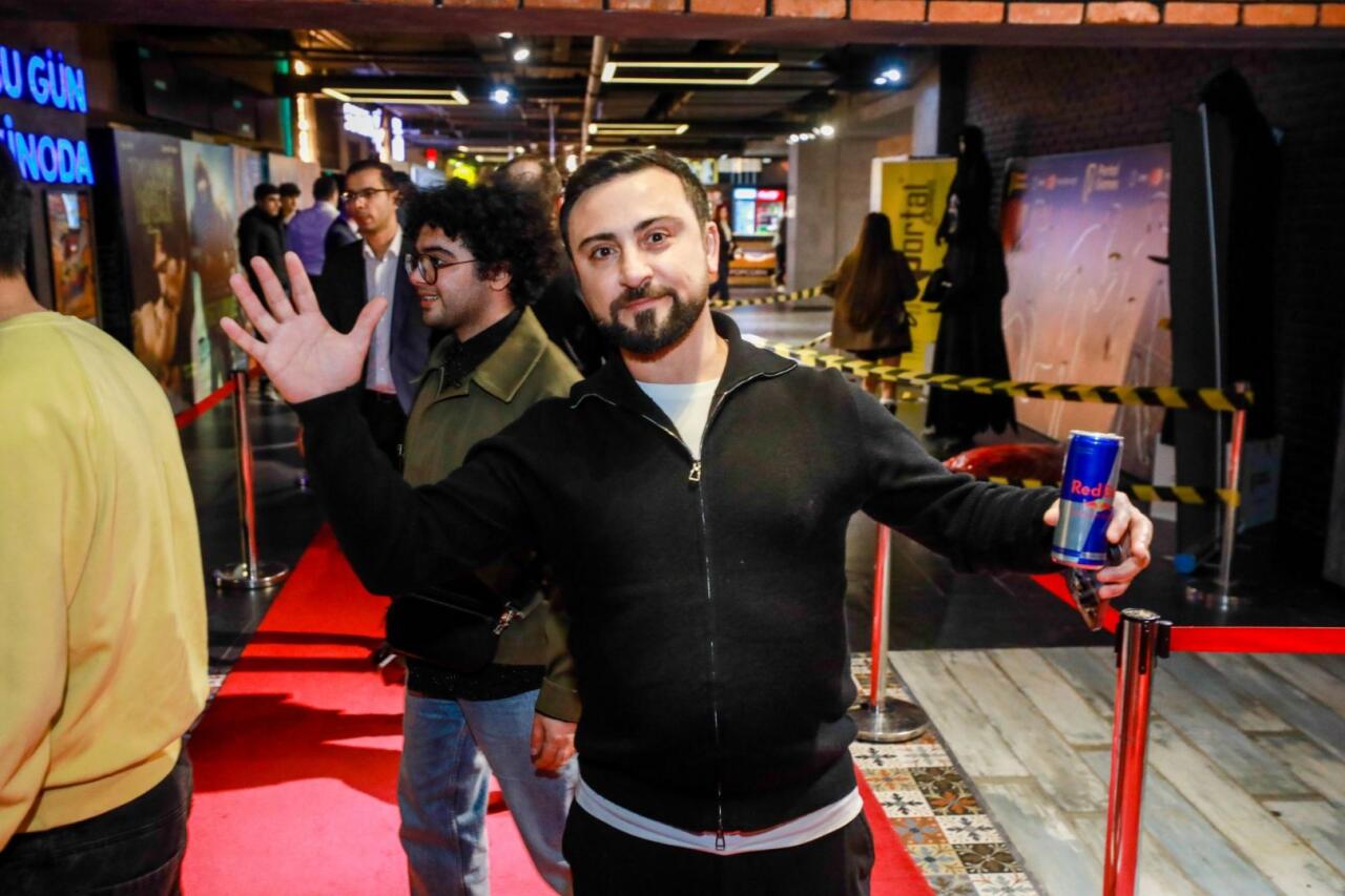 В Баку прошел предпремьерный показ долгожданного хоррора "Крик 7"