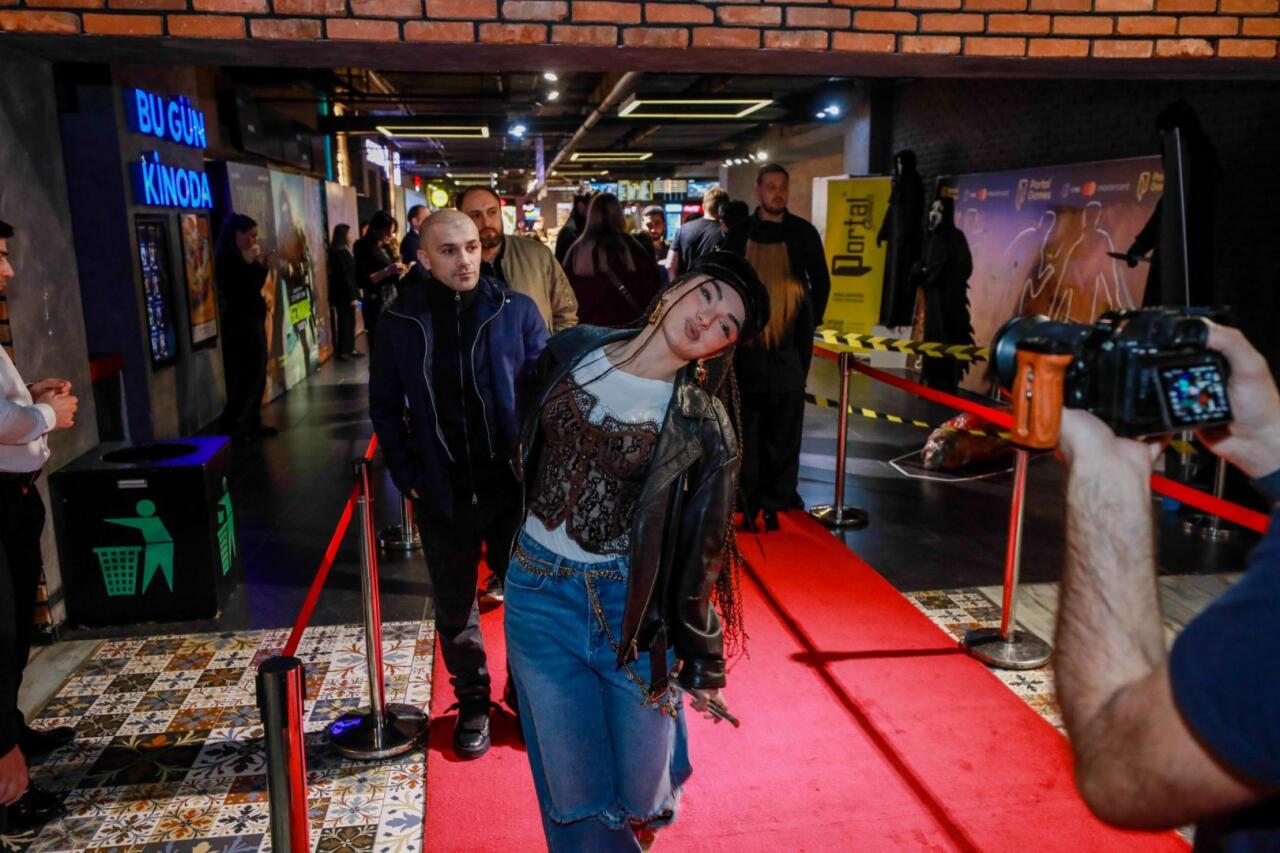 В Баку прошел предпремьерный показ долгожданного хоррора "Крик 7"