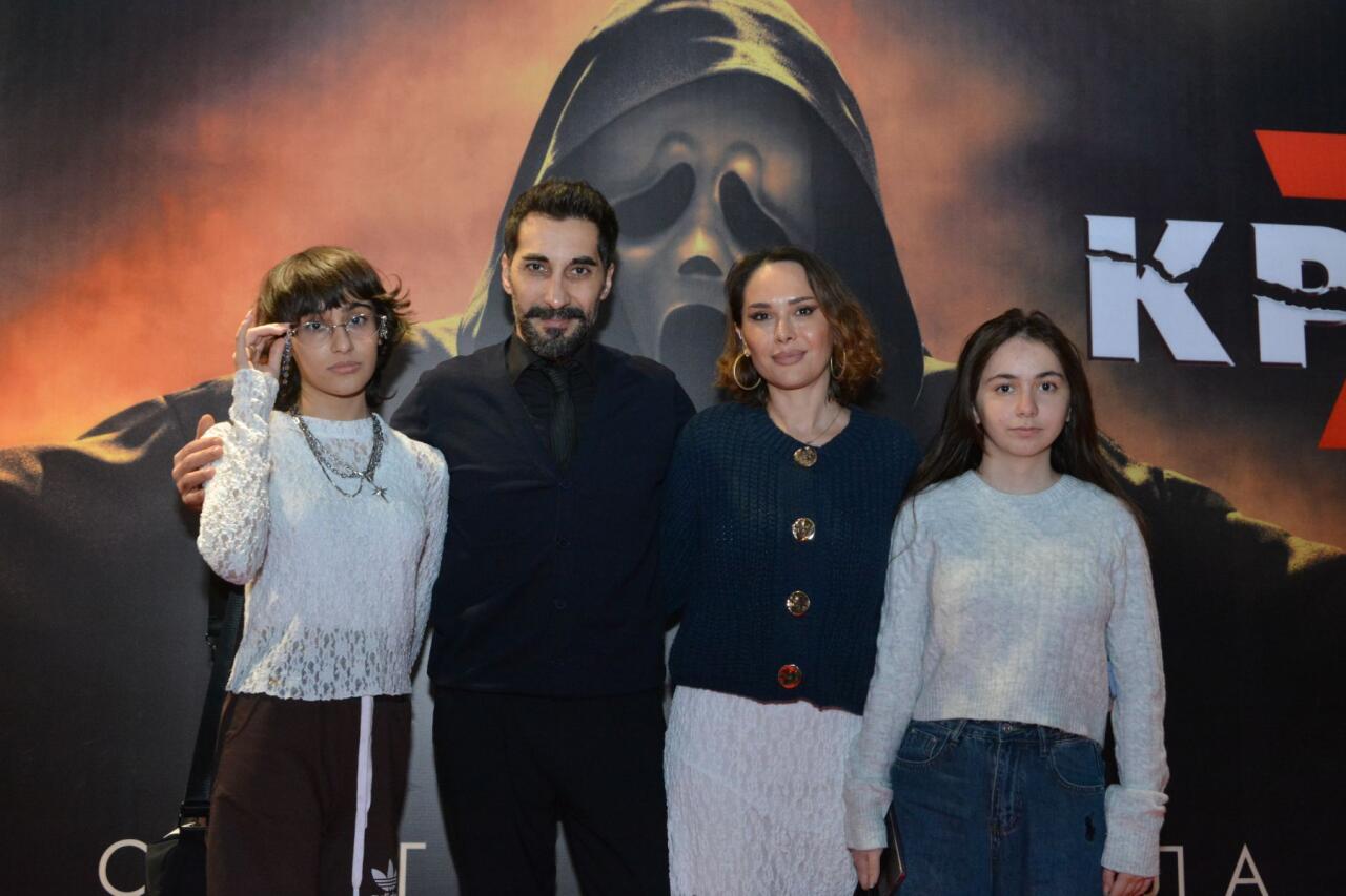 В Баку прошел предпремьерный показ долгожданного хоррора "Крик 7"