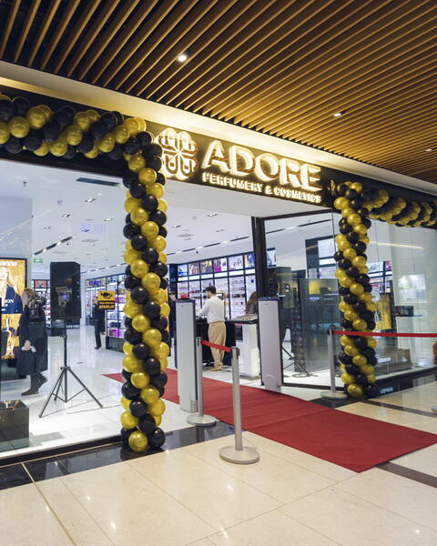 Adore торжественно открыл новый магазин в торговом центре Gəncə Mall