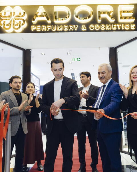 Adore торжественно открыл новый магазин в торговом центре Gəncə Mall