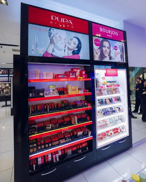 Adore торжественно открыл новый магазин в торговом центре Gəncə Mall