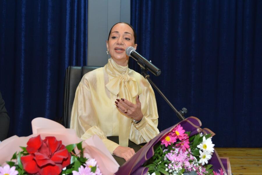 Первой гостьей нового проекта MEMİM "Диалог об искусстве" стала народная артистка Тарана Мурадова