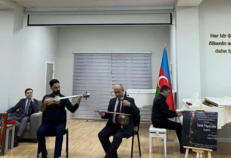 Искусство тара объединяет поколения азербайджанцев