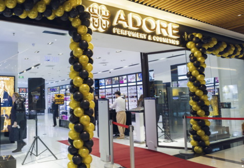 Adore торжественно открыл новый магазин в торговом центре Gəncə Mall