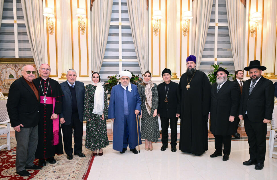 Leyla Əliyeva və Arzu Əliyeva Müqəddəs Ramazan ayı münasibətilə keçirilən iftar mərasimində iştirak ediblər