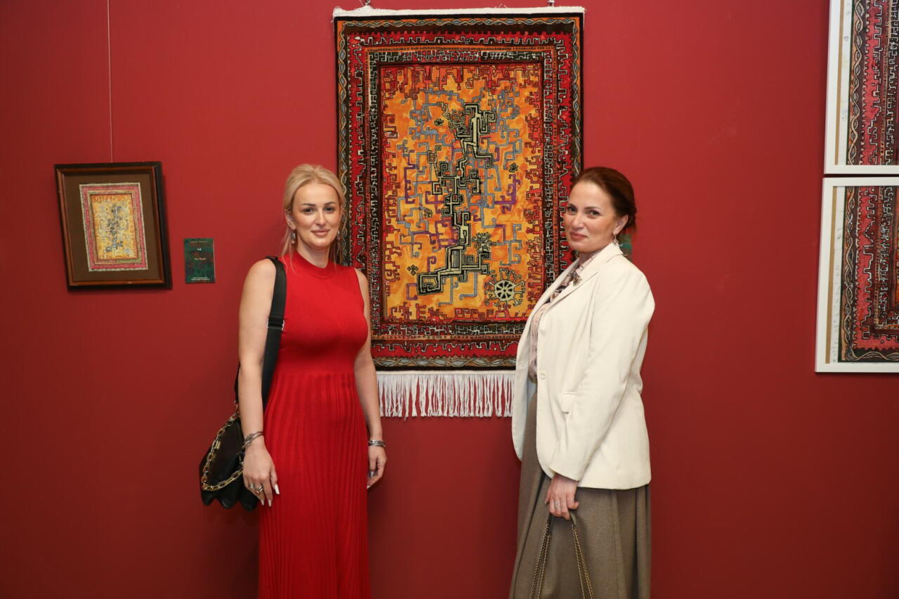 Картины, от которых замирает дыхание. Магия суфизма Джамили Гашимовой