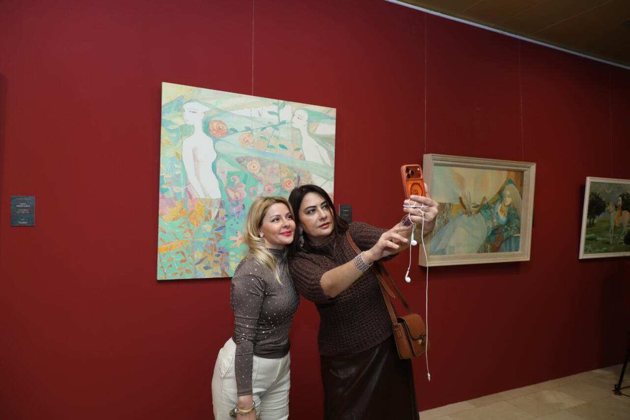 Картины, от которых замирает дыхание. Магия суфизма Джамили Гашимовой