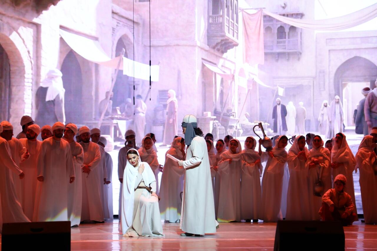 Грандиозная премьера "Насими" - впервые в Азербайджане представлена опера с применением ИИ