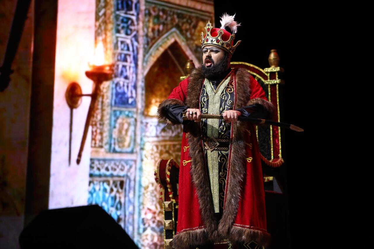 Грандиозная премьера "Насими" - впервые в Азербайджане представлена опера с применением ИИ