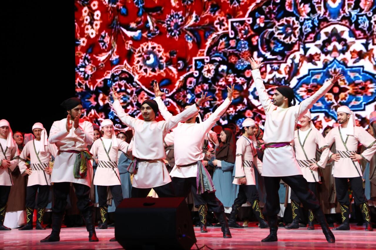 Грандиозная премьера "Насими" - впервые в Азербайджане представлена опера с применением ИИ