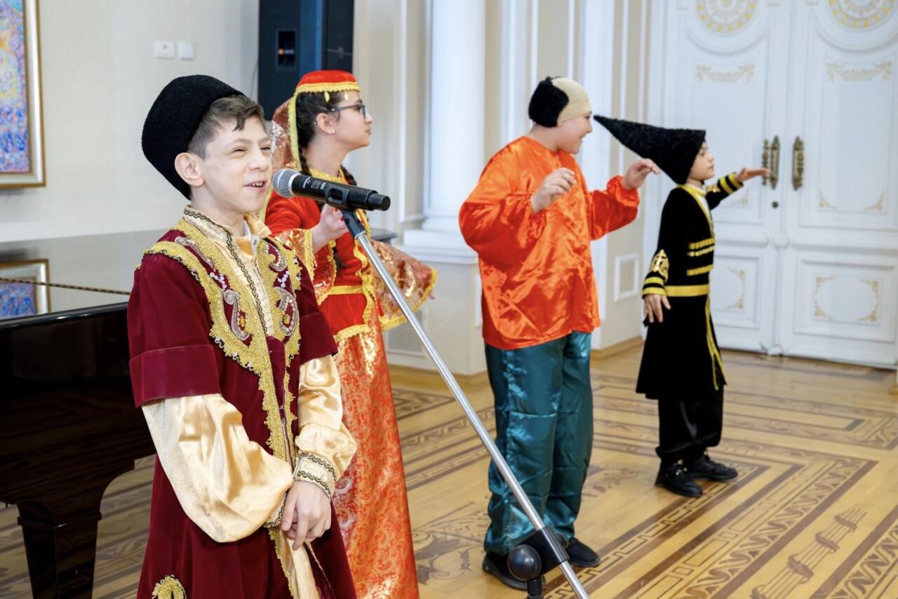 Танцы величественных гор и душевные мелодии Азербайджана