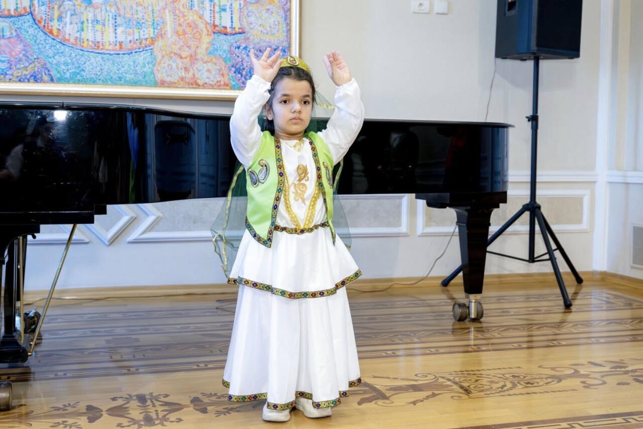 Танцы величественных гор и душевные мелодии Азербайджана