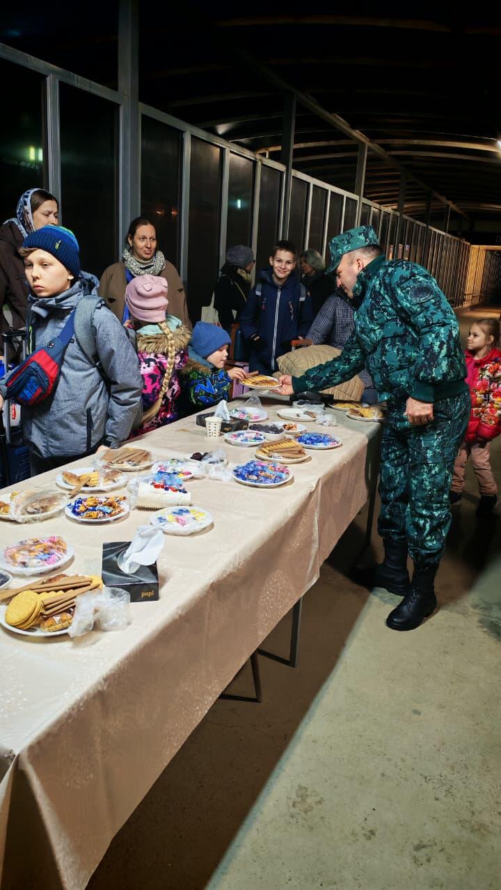 В Азербайджан из Ирана эвакуировано почти 1200 человек