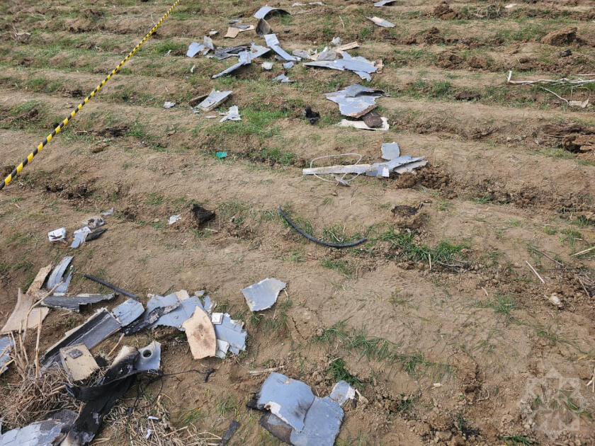 Кадры обломков иранского беспилотника, упавшего вблизи школы в Нахчыване