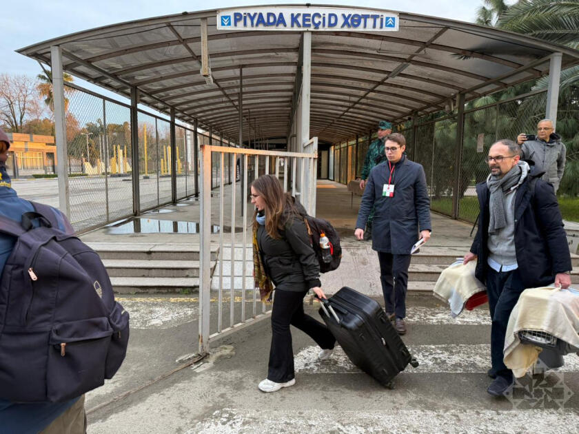 Дипломаты Италии эвакуированы из Ирана в Азербайджан