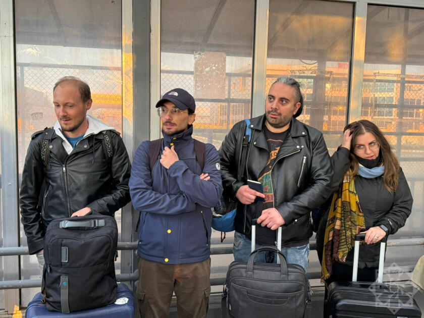 Дипломаты Италии эвакуированы из Ирана в Азербайджан