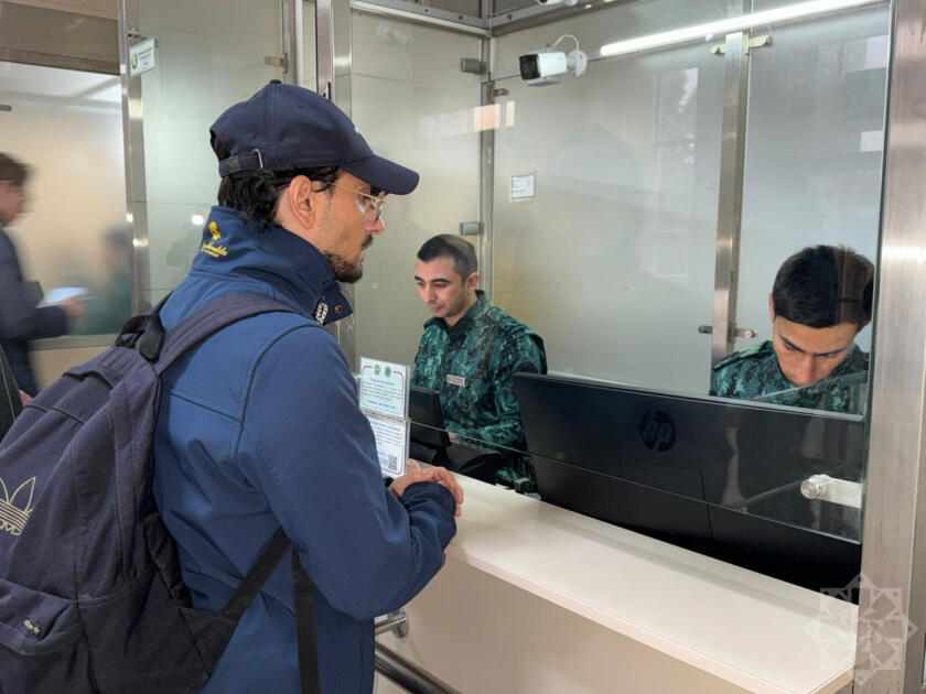 Дипломаты Италии эвакуированы из Ирана в Азербайджан