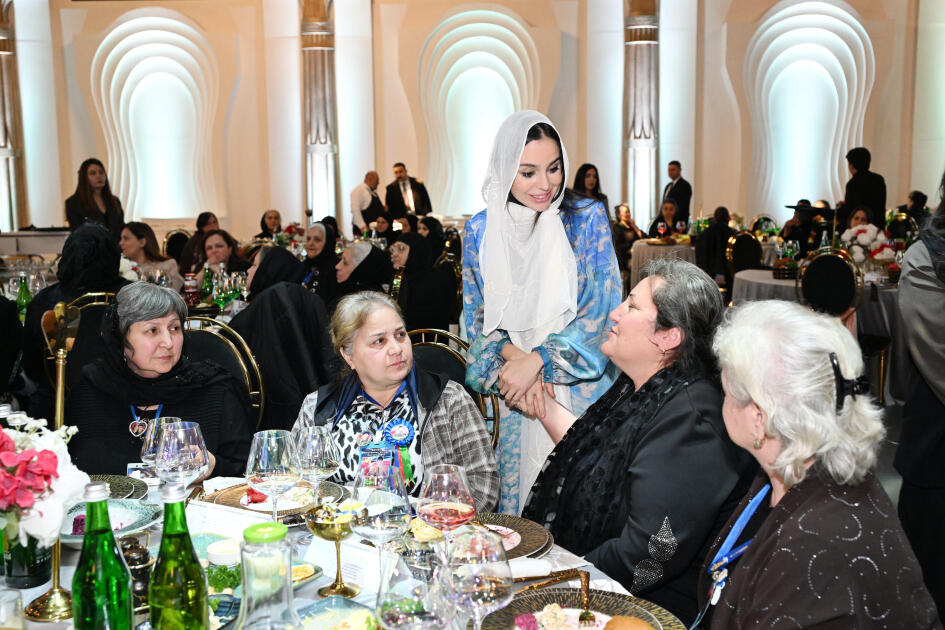 Лейла Алиева приняла участие в ифтаре вместе с семьями шехидов