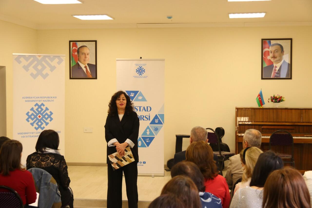 В Габале прошли мастер-классы по исполнению на фортепиано и таре