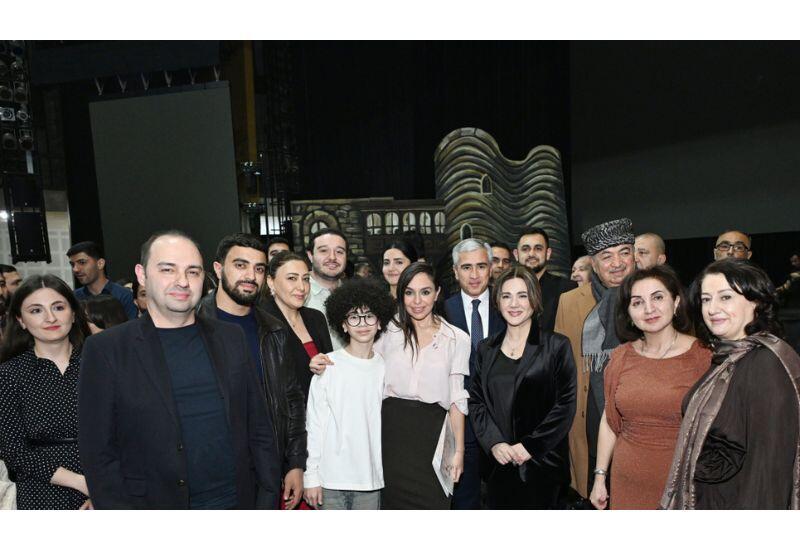 Heydər Əliyev Sarayında “Yalnız mədəniyyət” adlı musiqili tamaşa nümayiş olunub