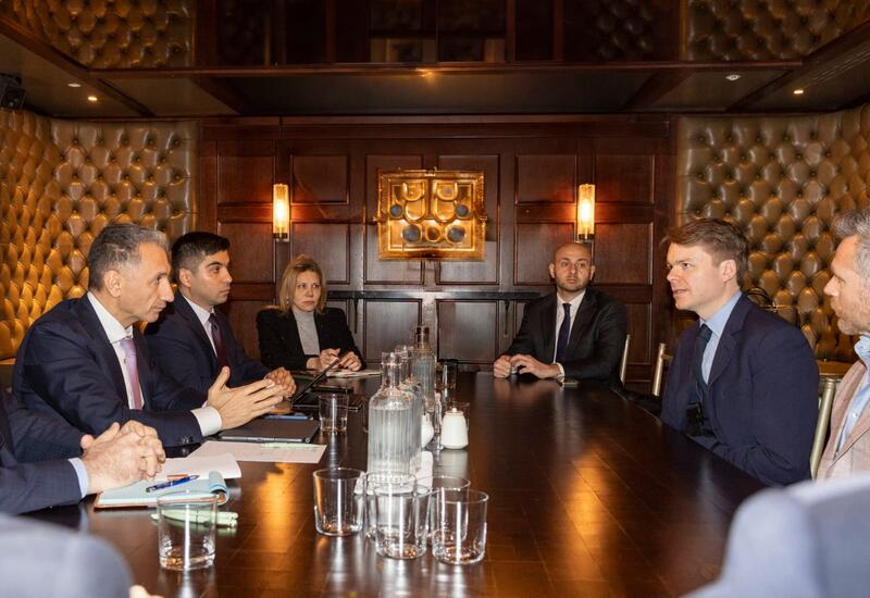 Минтранс Азербайджана и британская компания Palantir обсудили мониторинг инфраструктуры