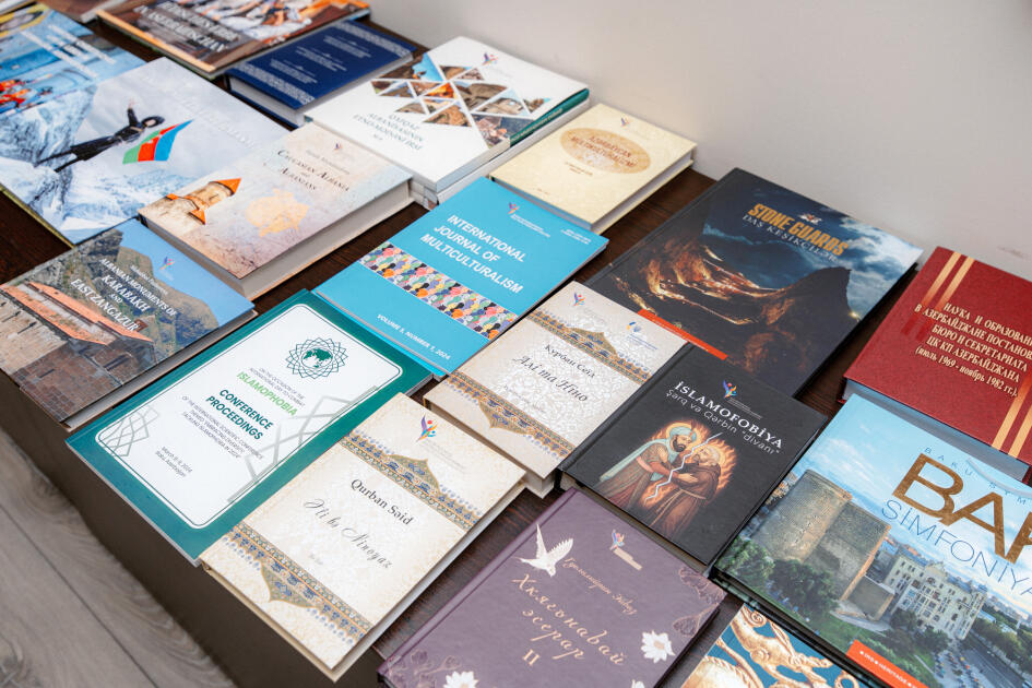 Leyla Əliyeva Bakı Beynəlxalq Multikulturalizm Mərkəzində olub