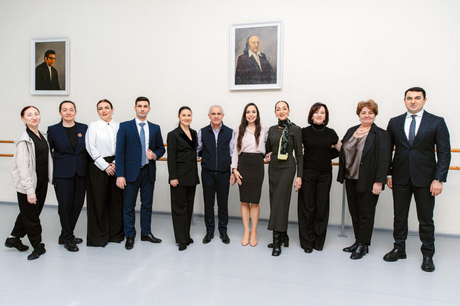 Вице-президент Фонда Гейдара Алиева Лейла Алиева посетила Бакинскую хореографическую академию