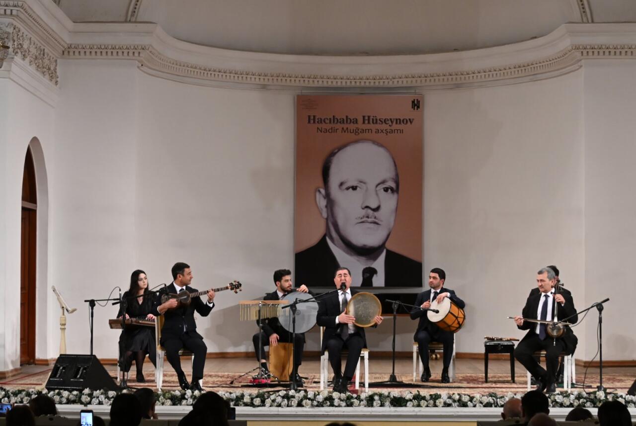 В Баку состоялся вечер памяти мастера мугама Гаджибабы Гусейнова