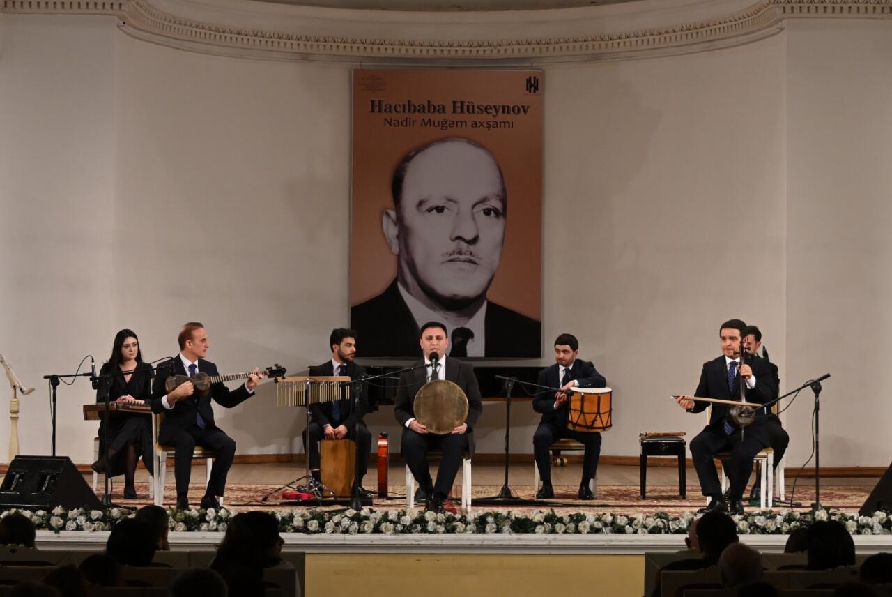 В Баку состоялся вечер памяти мастера мугама Гаджибабы Гусейнова