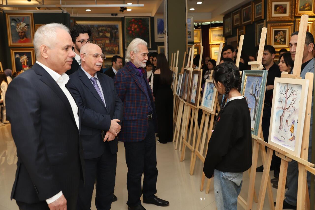 Весна в Баку началась зимней сказкой: Будь в контакте с природой…