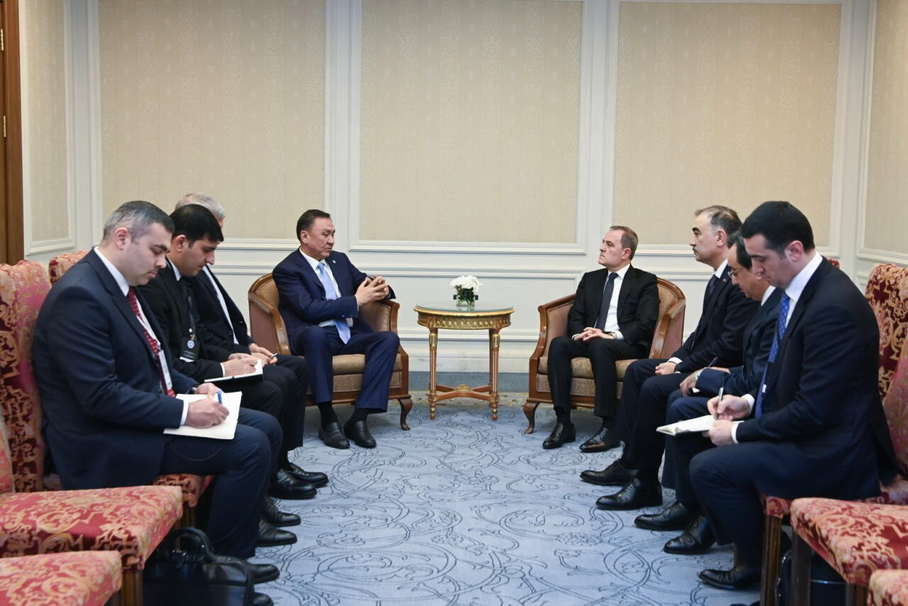 Джейхун Байрамов обсудил с генсеком ОТГ иранские дроновые атаки