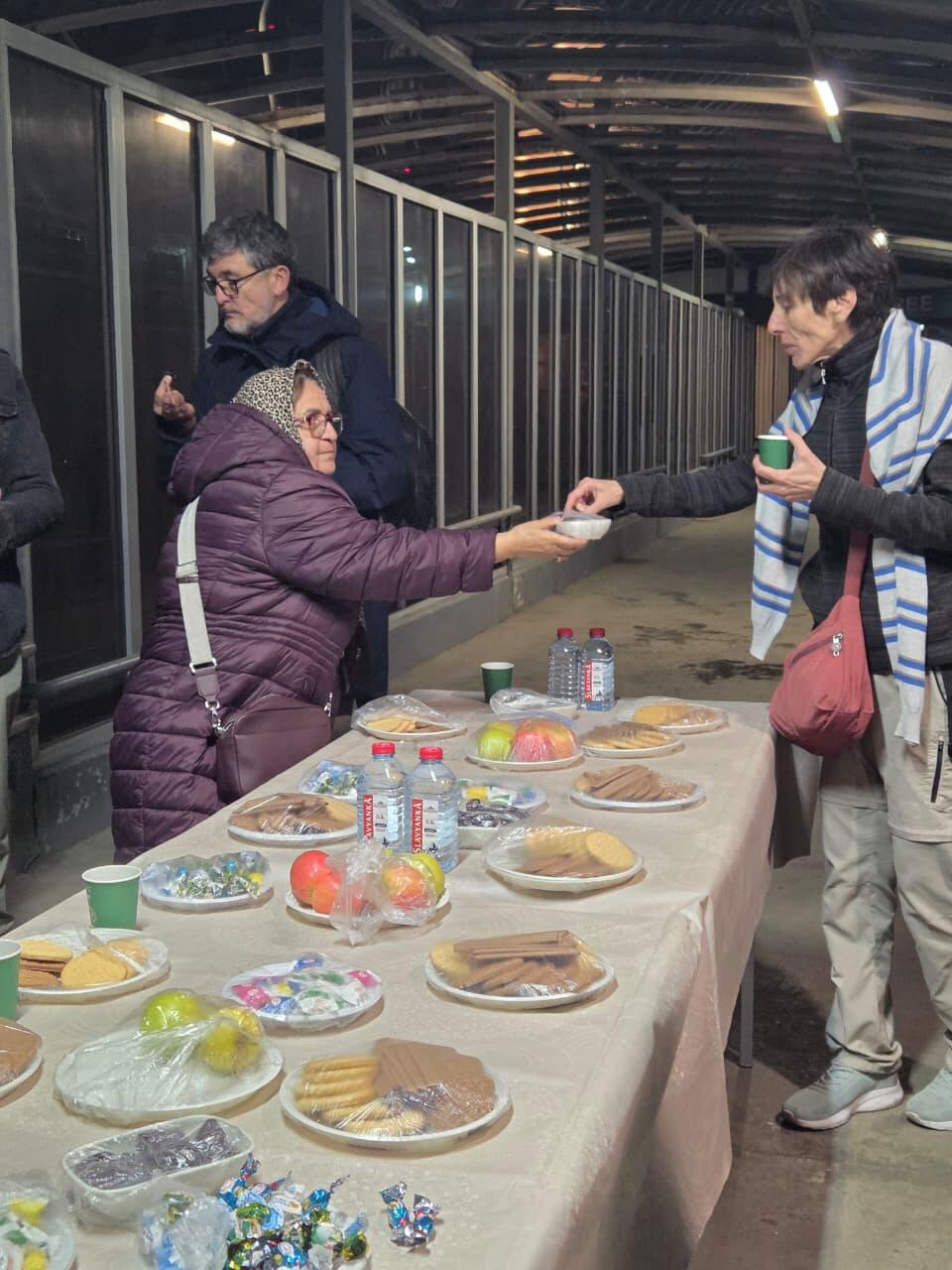 Из Ирана через Азербайджан эвакуированы 1873 человека