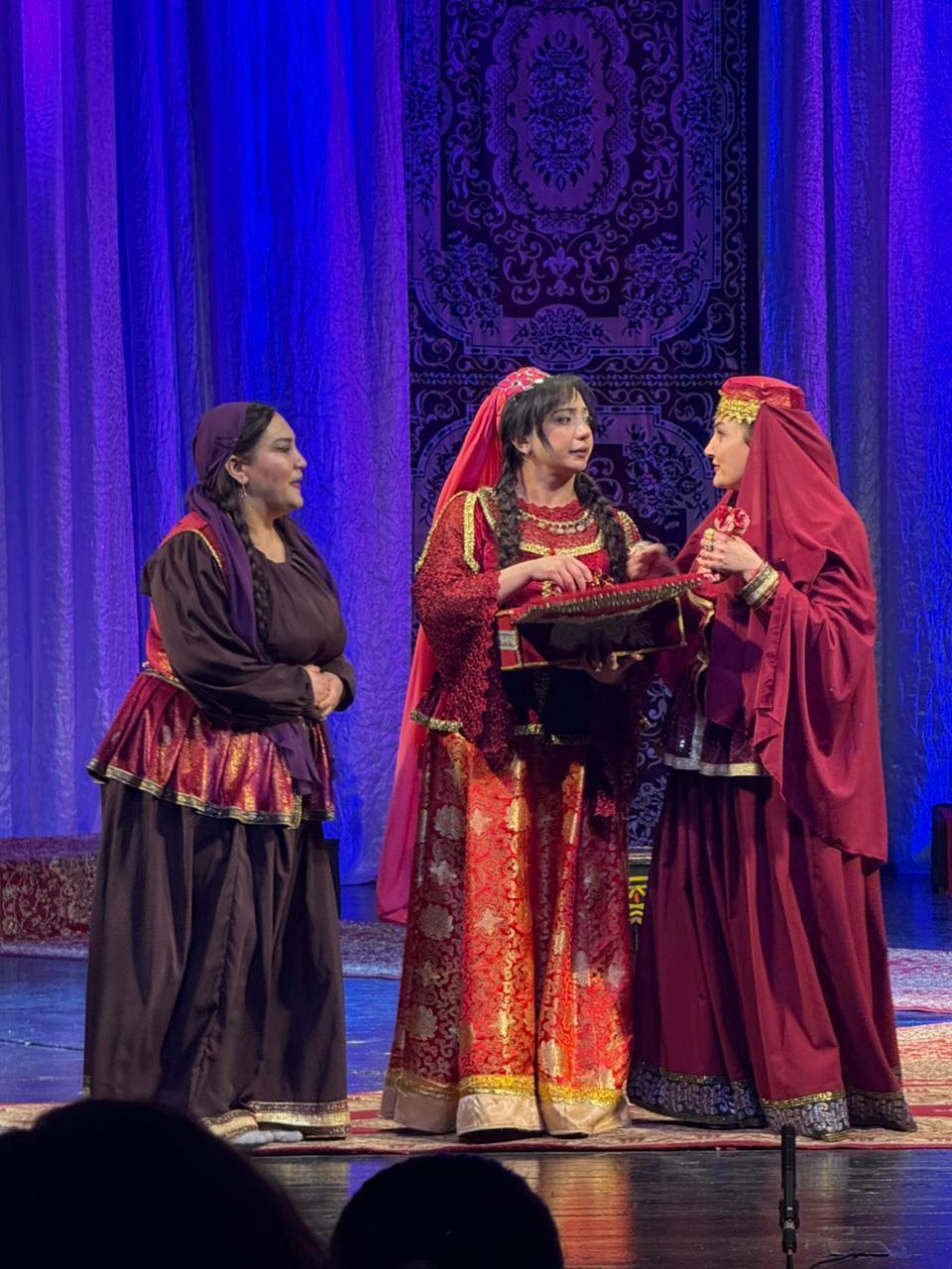 Приключения в Карабахе французского ботаника - увиденное он намерен представить всему миру